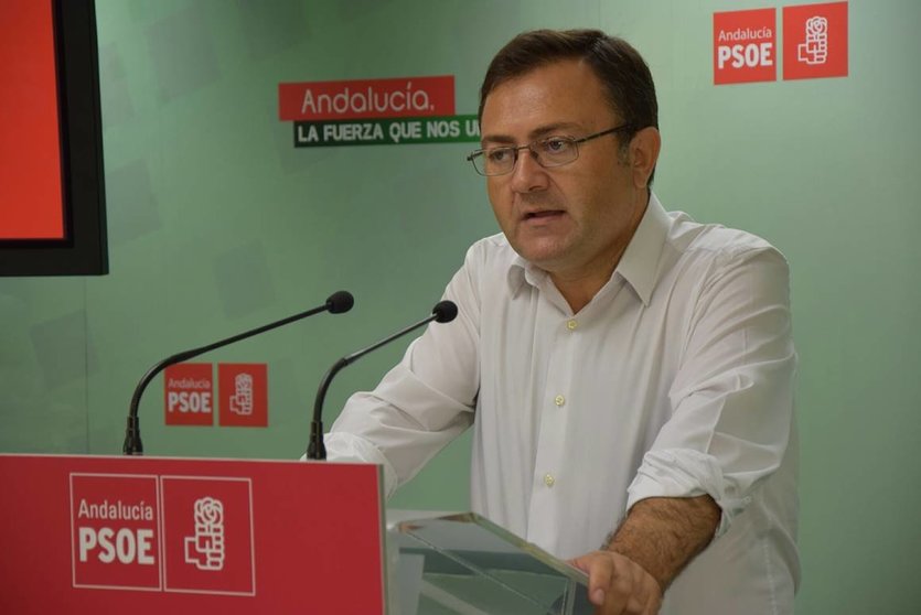 28062016 - Miguel Ángel  Heredia (PSOE) en rueda de prensa
