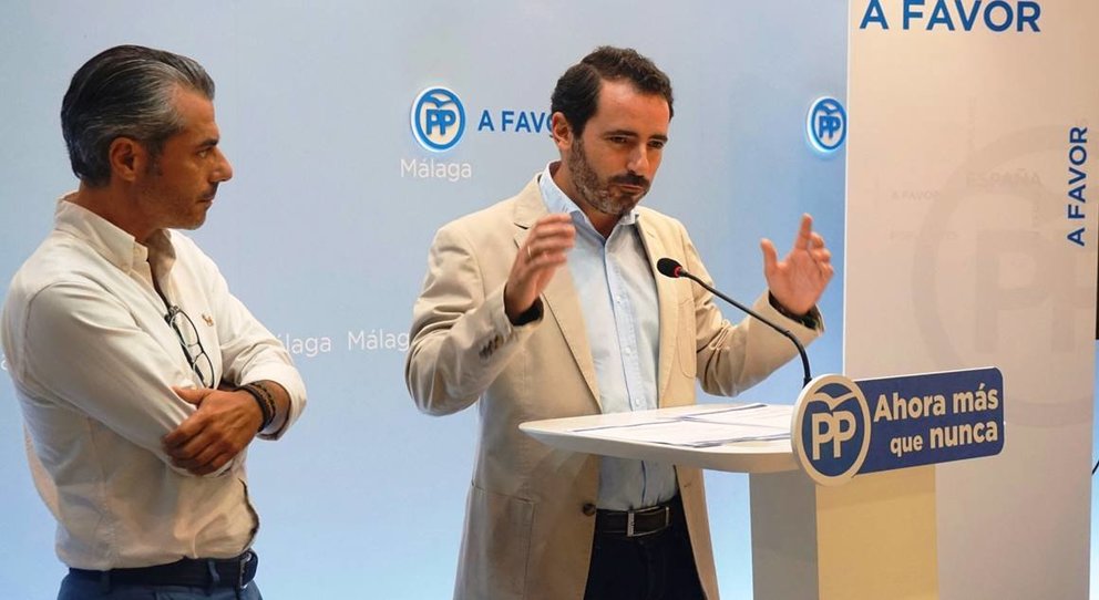 José Eduardo Díaz y José Ramón Carmona, en rueda de prensa sobre Política Municipal. Foto: PP