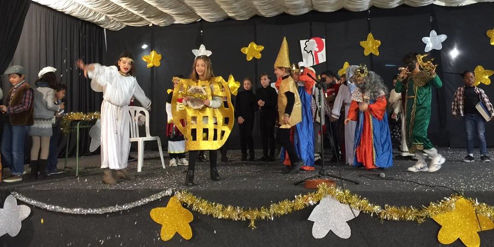 El Pinar, espéctaculo navideño de los alumnos de Primaria