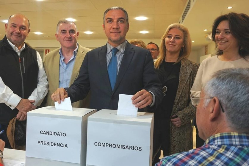 Elías Bendodo votación compromisario y candidato 12 Congreso Provincial