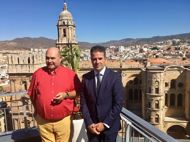 Antonio Garrido y Carlos Conde, PP. Cubiertas Catedral de Málaga