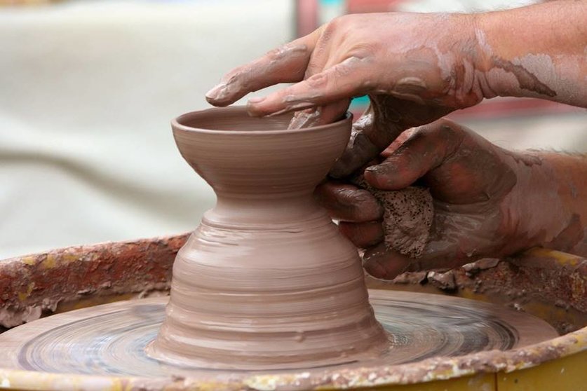 Arcilla, alfarero, manos, cerámica | Archivo
