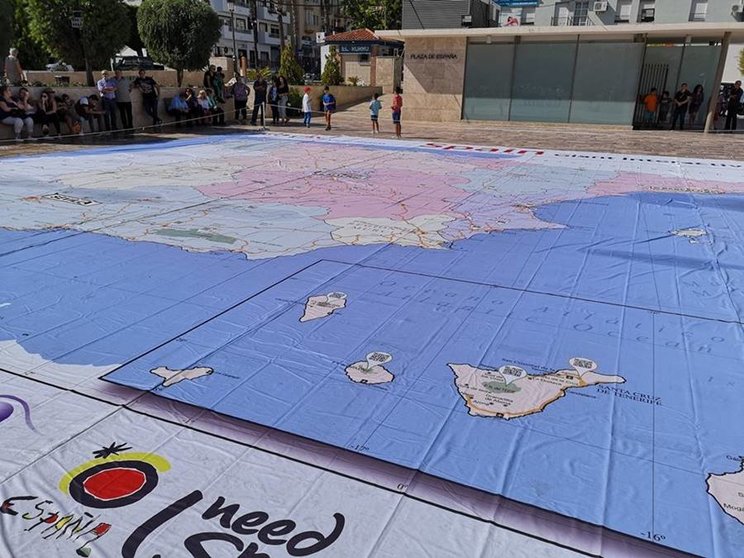 Mapa interactivo gigante de España. Foto: A. Doctor / El Ágora