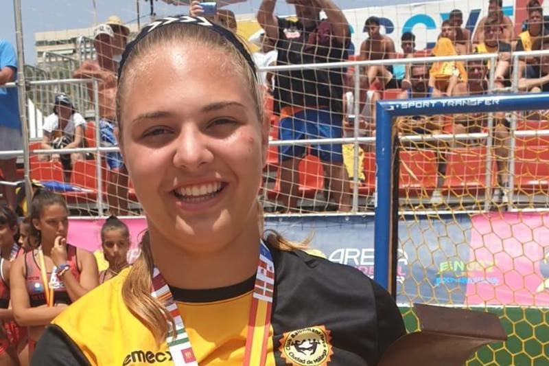 Claudia Romero, plata en el XXI Campeonato de España de Balonmano Playa
