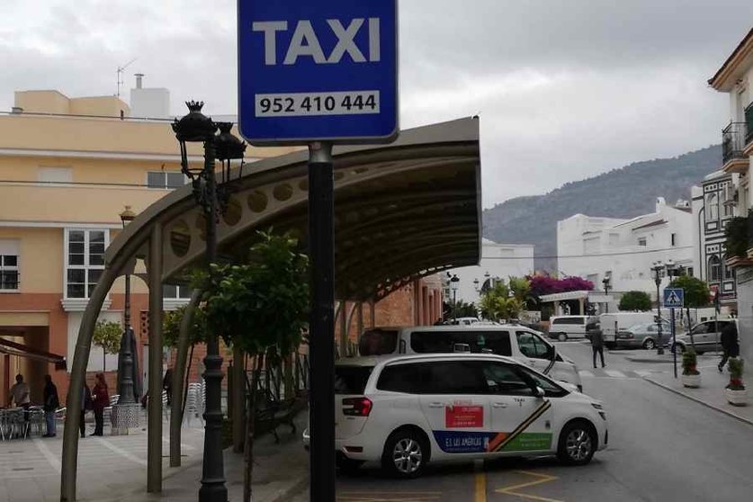 Parada de taxis, Alhaurín de la Torre. Foto: Adelante Alhaurín de la Torre
