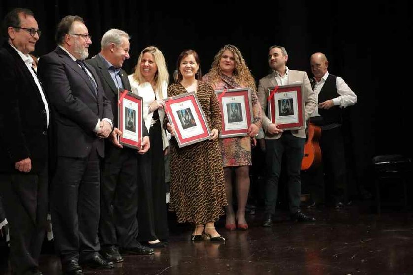 La asociación folclórico-cultural Solera entregó sus premios de Alhaurinos del Año