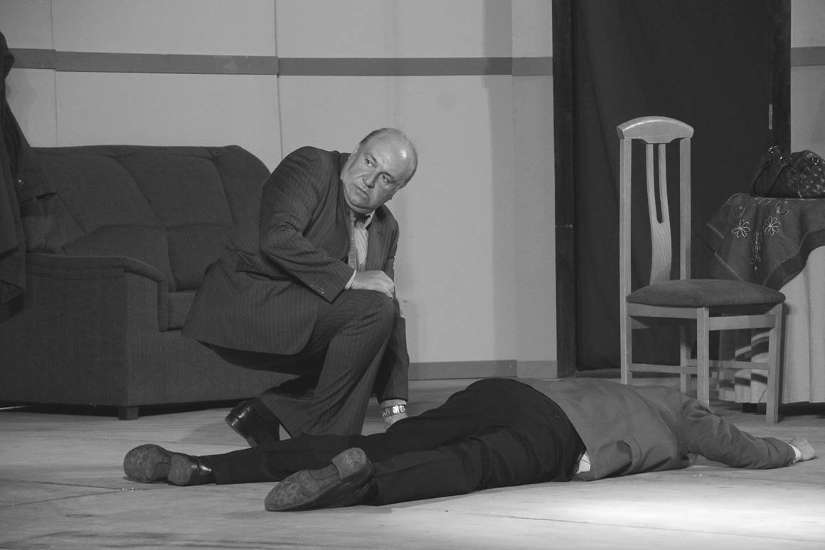 David González Rizzo en Crimen Perfecto, Portón del Teatro, compañía de teatro Eslava. Foto A. Doctor El Ágora