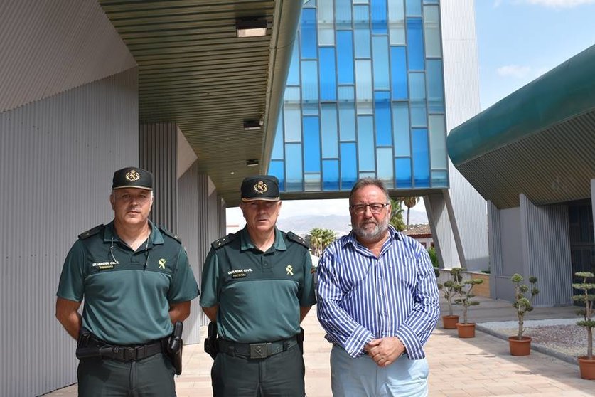 Joaquín Villanova visita Guardia Civil